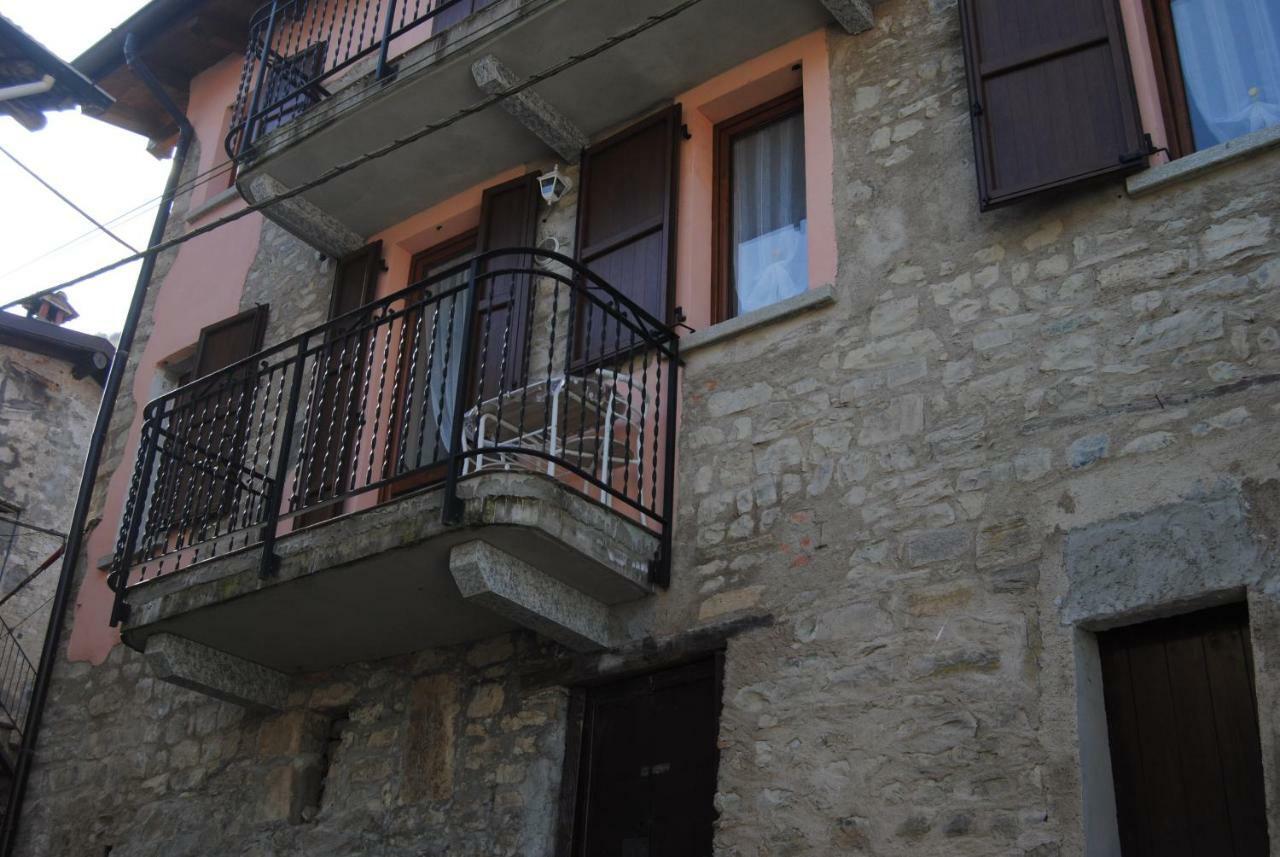 Casa Da Greta Apartment Lezzeno Ngoại thất bức ảnh